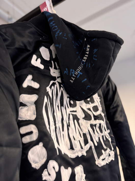 Bomber-AA05-back-full-web